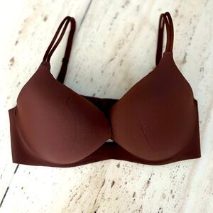 VS ANGELS SECRET EMBRACE BRA